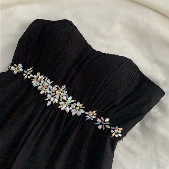 FIESTA Black Strapless Prom Dress with Scarf - Picture 5 of 7